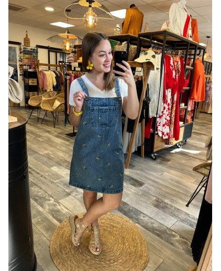 ROBE ABIGAEL