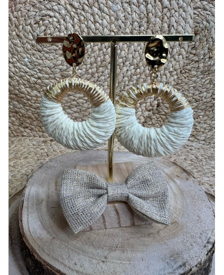 BOUCLES D'OREILLES FLEUR - BLANC