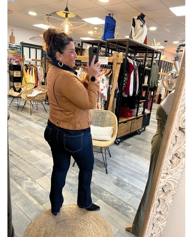 JEAN JULINE PULPEUSE